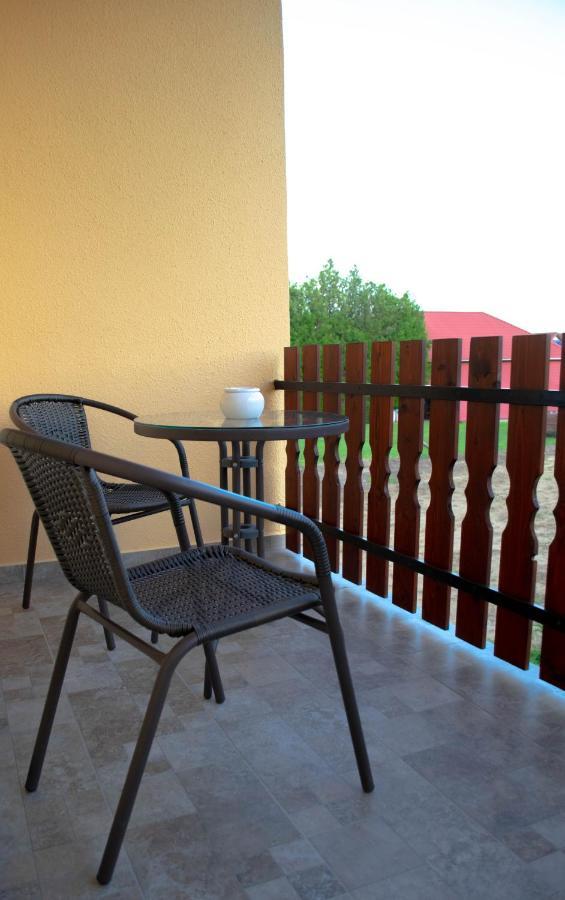 Monika Vendeghaz Hotel Morahalom Exterior photo